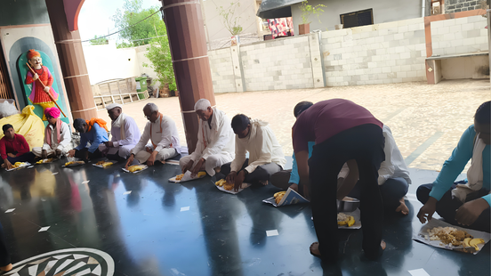 Annadan at Beed